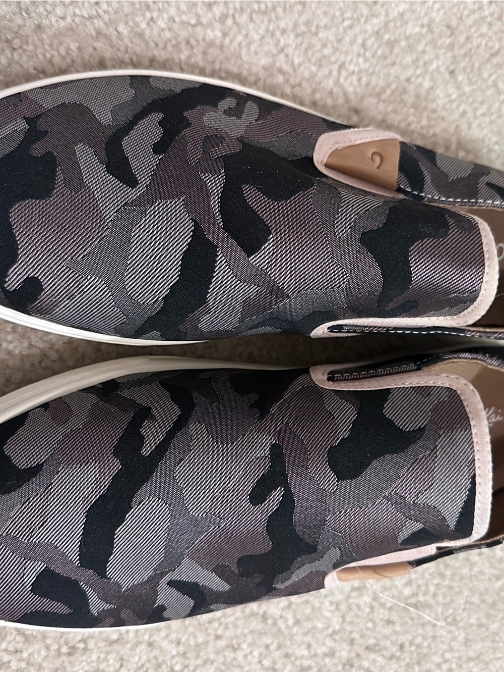 Slip-On pink Camouflage Canvas Sneakers -  by olukai